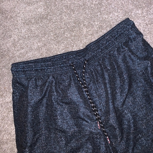 Livergy Black & Blue Swim Trunks size XL - Picture 3 of 7